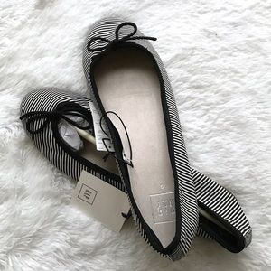 Gap Striped Ballet Flats